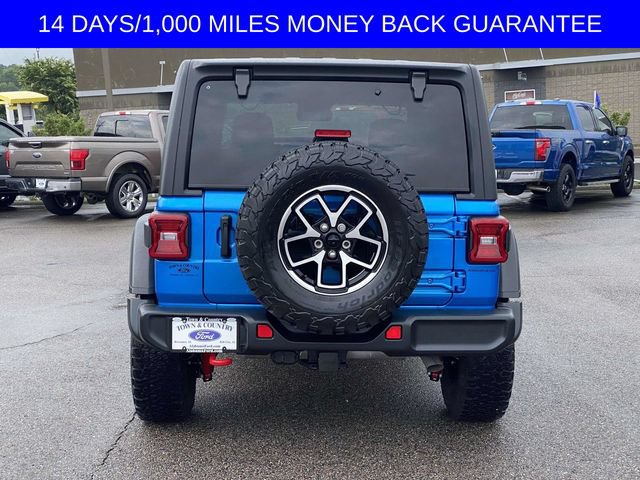 Used 2024 Jeep Wrangler Rubicon w/ Technology Group AWD/4WD image 5