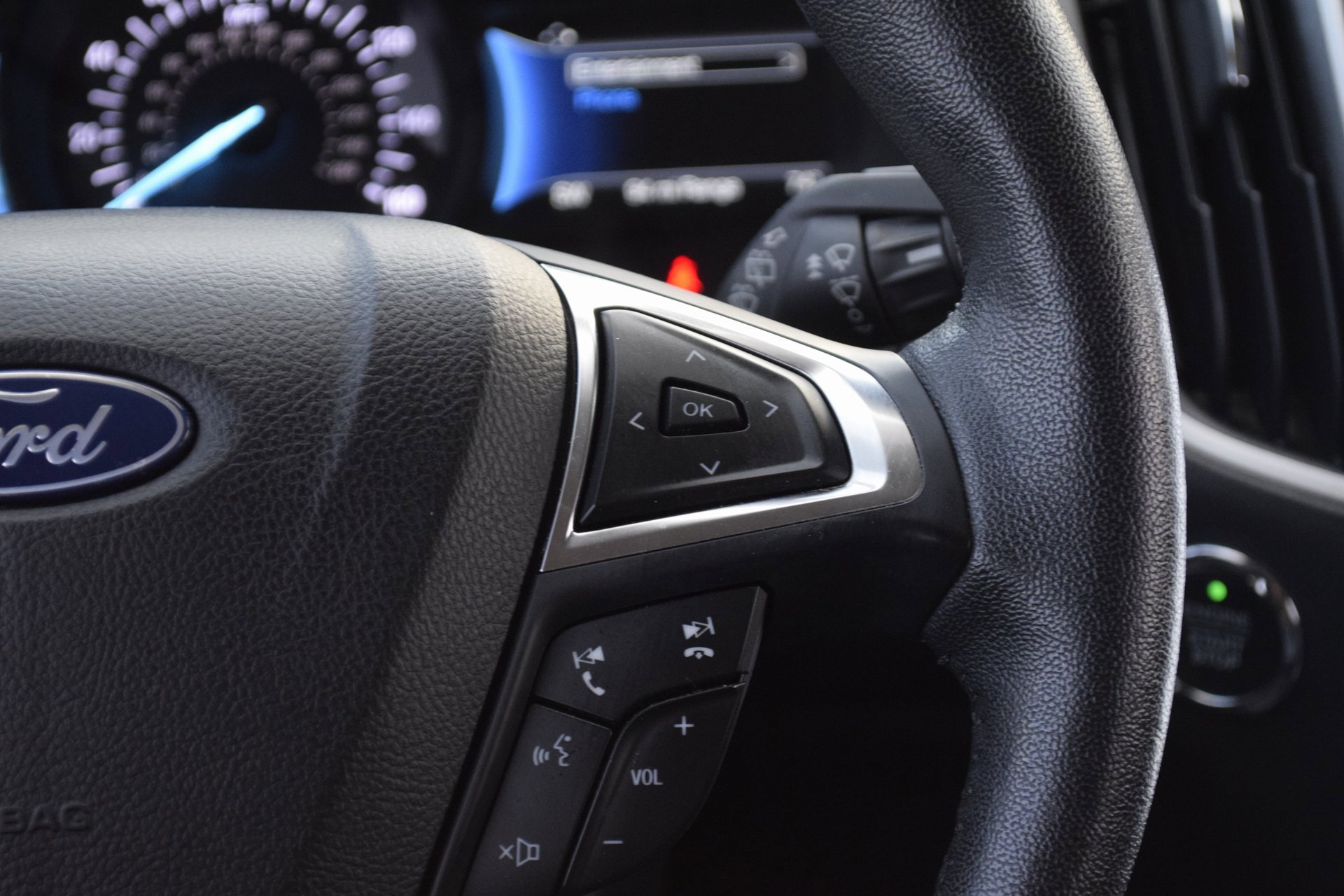 Certified 2022 Ford Edge SEL w/ Convenience Package image 13