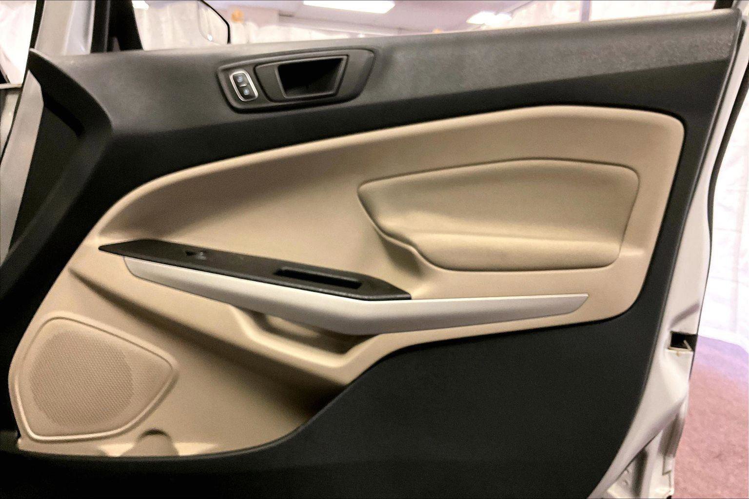 Certified 2021 Ford EcoSport S image 23