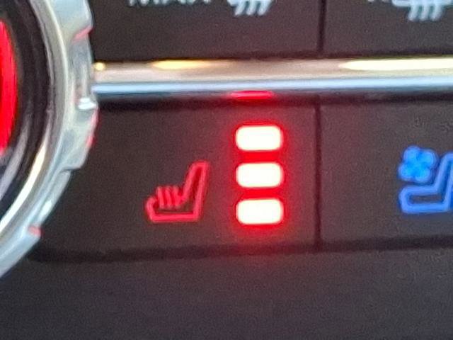 Certified 2022 Ford F350 Lariat w/ Lariat Ultimate Package image 26