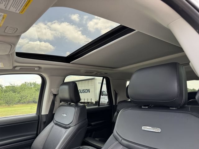 Certified 2025 Ford Expedition Max Platinum AWD/4WD image 32