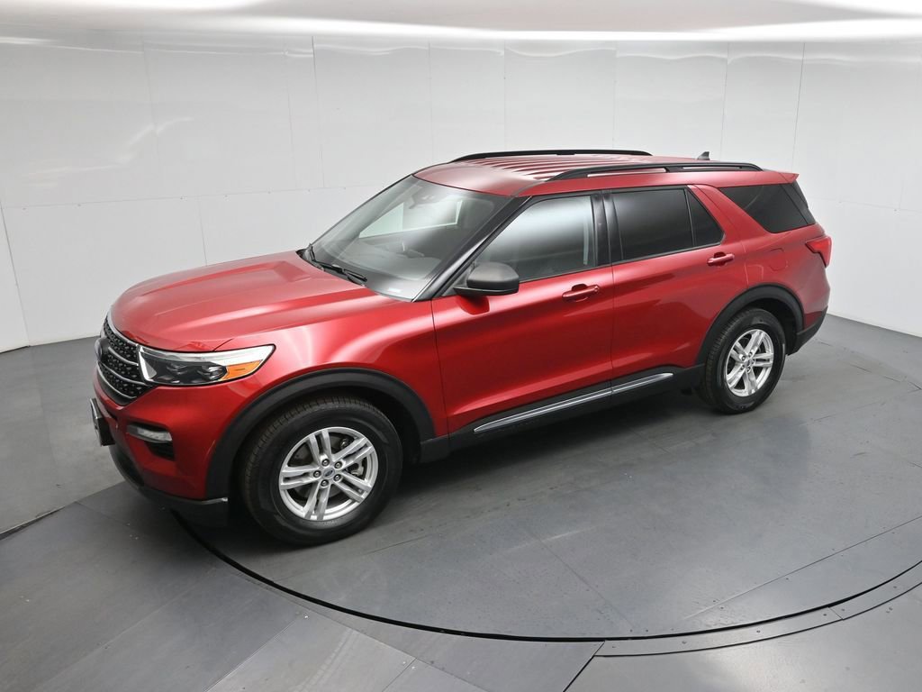 Certified 2021 Ford Explorer XLT image 28