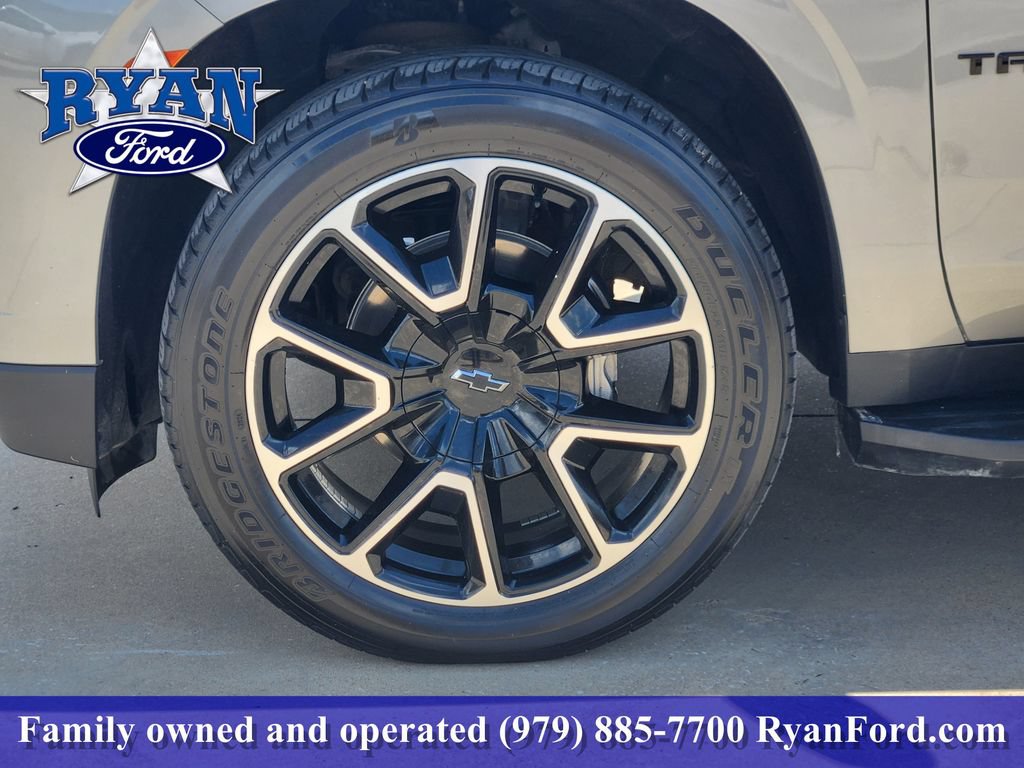 Used 2023 Chevrolet Tahoe RST w/ Luxury Package RWD image 7