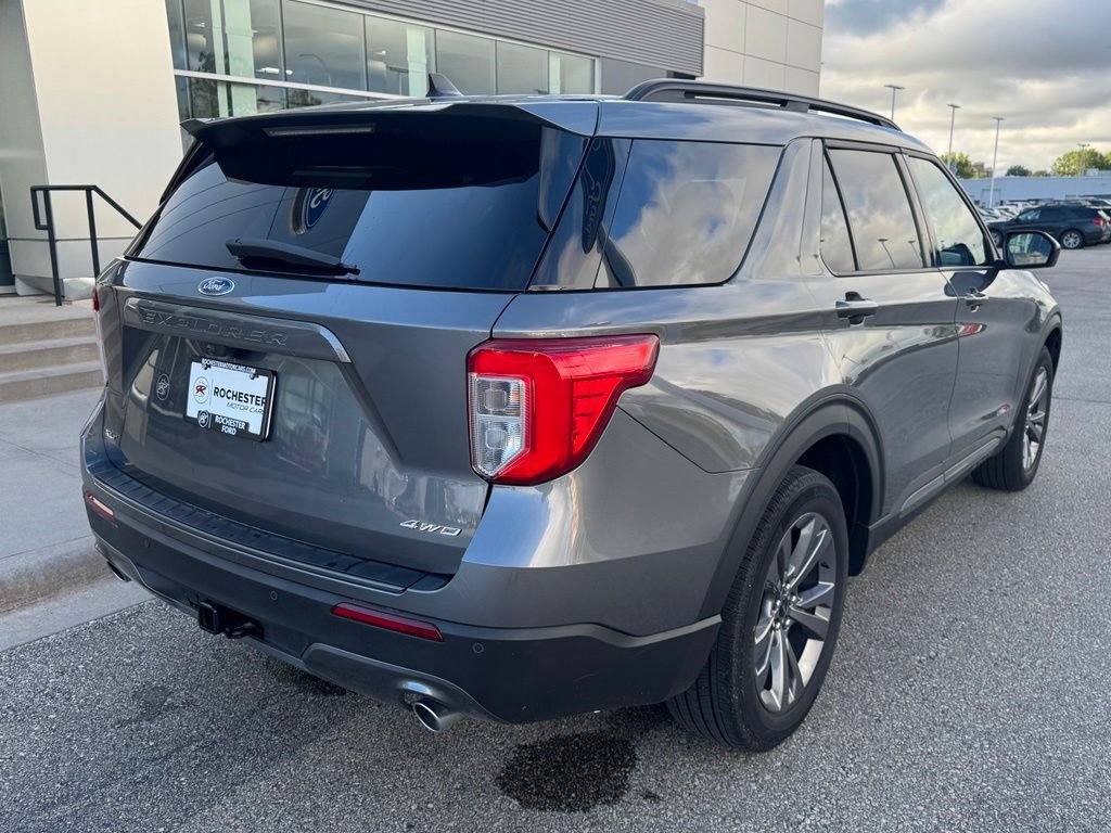 Certified 2023 Ford Explorer XLT w/ Equipment Group 202A AWD/4WD image 41