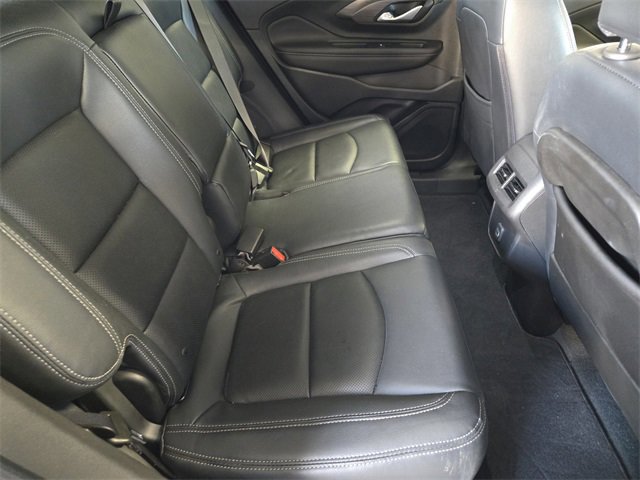 Used 2022 GMC Terrain SLE w/ Elevation Edition image 33