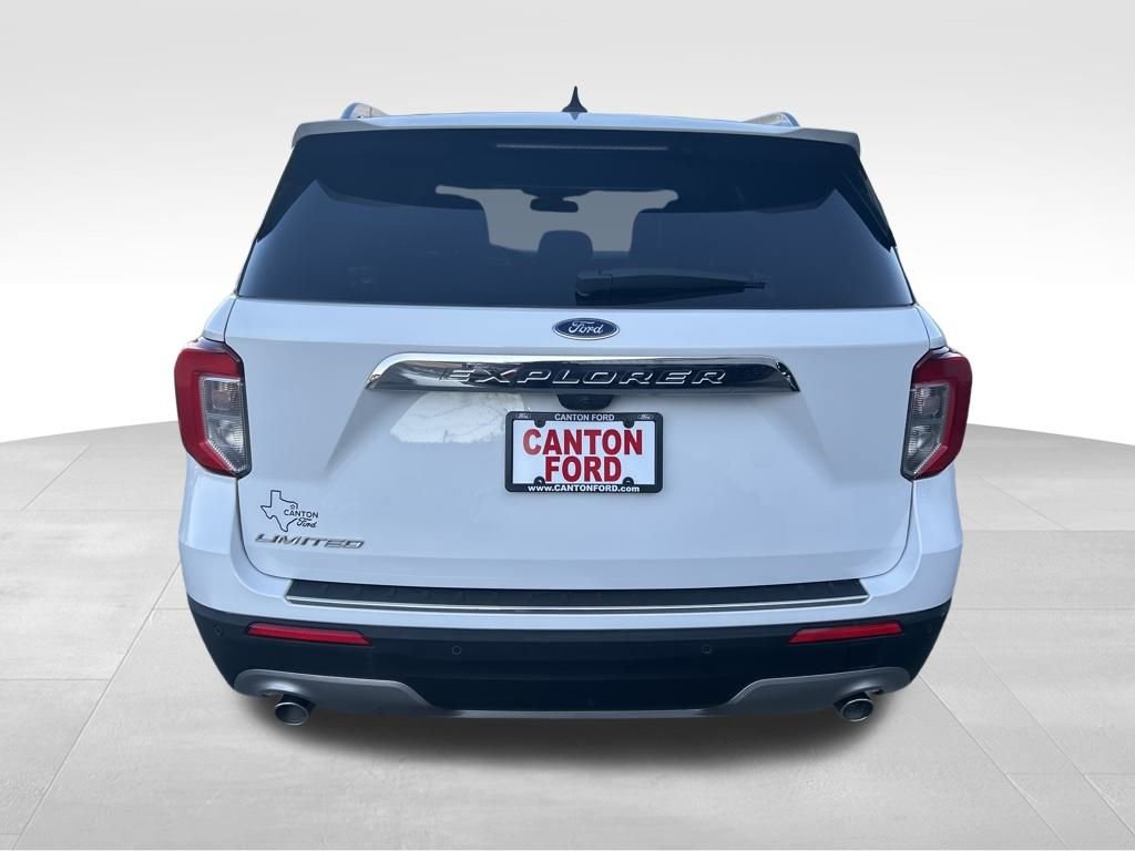 Certified 2024 Ford Explorer Limited image 4