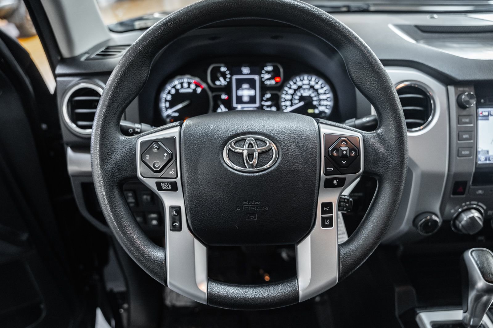Used 2018 Toyota Tundra SR5 w/ TRD Sport Package AWD/4WD image 30