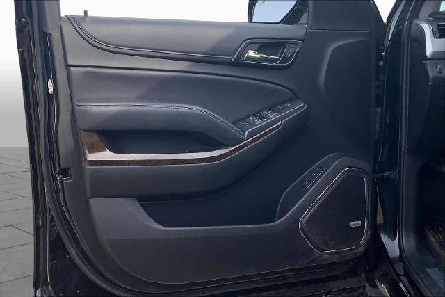 Used 2018 Chevrolet Suburban LT RWD image 21