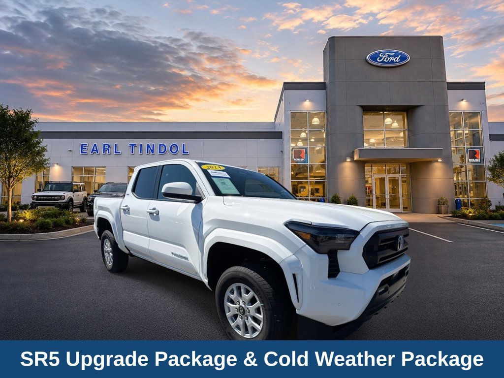 Used 2024 Toyota Tacoma SR5 AWD/4WD image 2