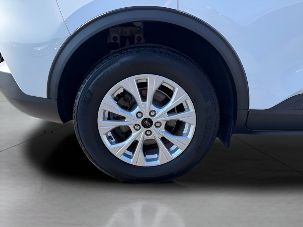 Certified 2024 Ford Escape Active w/ Cold Weather Package FWD image 10