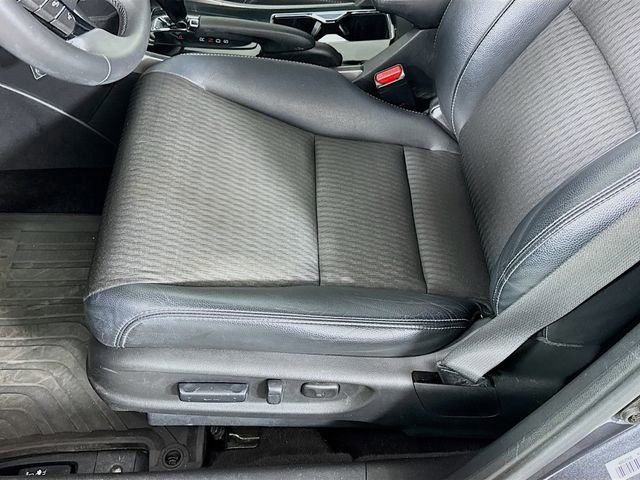 Used 2017 Honda Accord Sport image 21