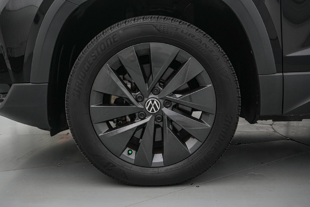 Used 2023 Volkswagen Taos S FWD image 10