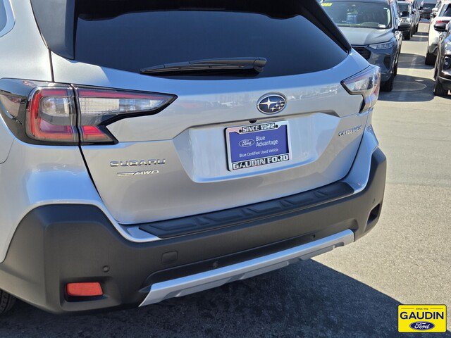 Used 2025 Subaru Outback Limited AWD/4WD image 6
