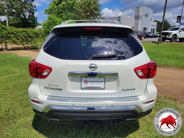 Used 2017 Nissan Pathfinder Platinum FWD image 5