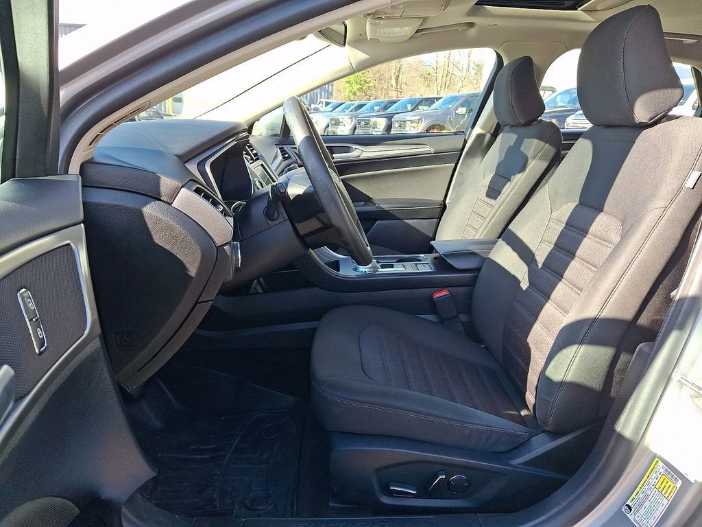 Certified 2020 Ford Fusion SE image 14