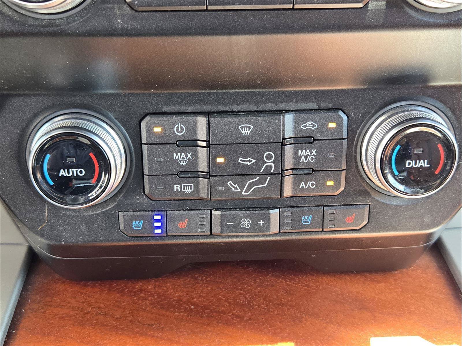 Certified 2019 Ford F350 King Ranch w/ King Ranch Ultimate Package AWD/4WD image 18