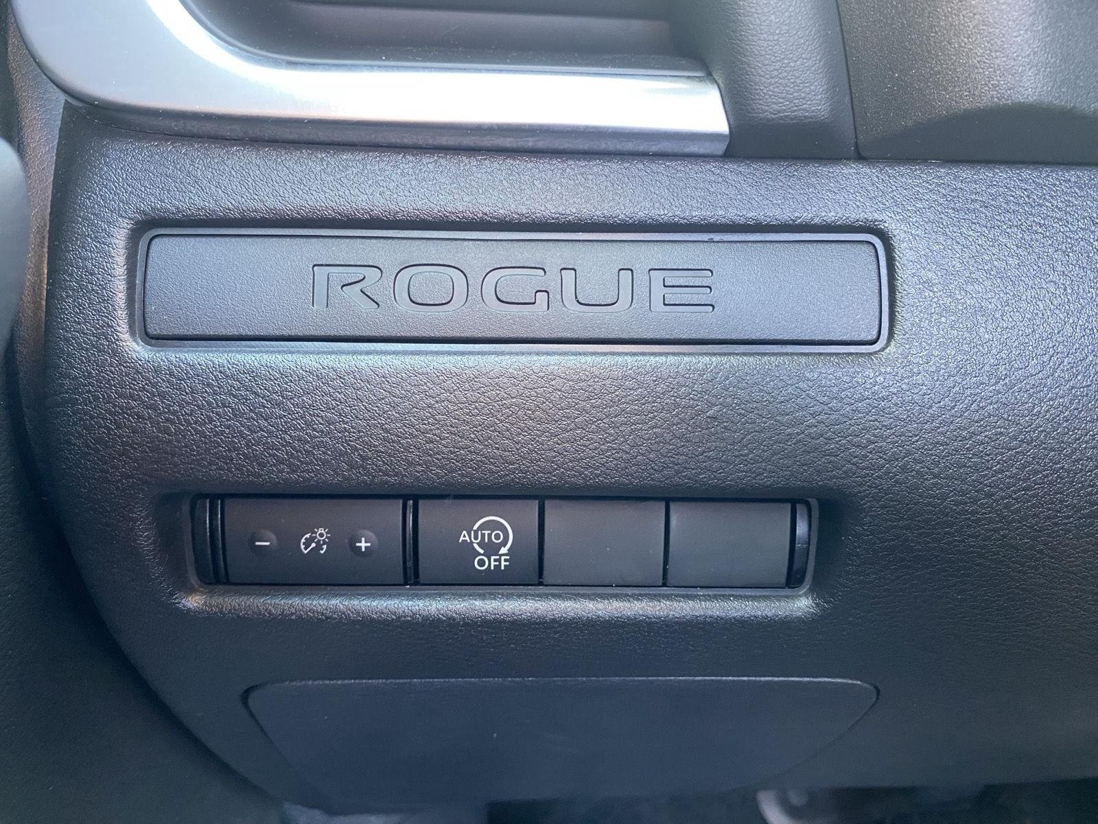 Used 2023 Nissan Rogue S AWD/4WD image 20