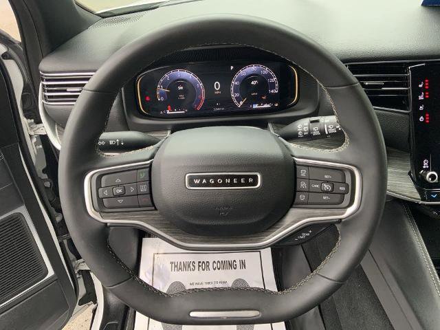 Used 2024 Jeep Wagoneer Series III AWD/4WD image 18
