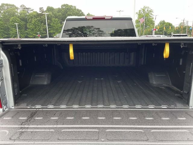 Used 2025 Chevrolet Silverado 2500 Custom w/ Custom Value Package AWD/4WD image 8