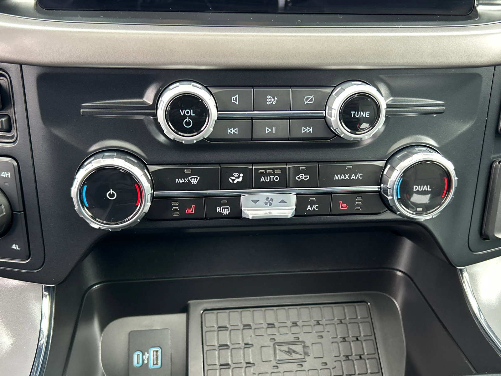 Certified 2024 Ford F150 XLT w/ Equipment Group 303A High AWD/4WD image 19