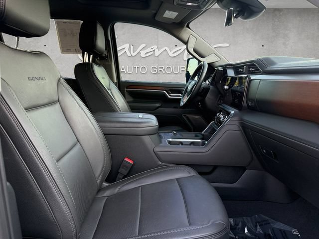 Used 2025 GMC Sierra 2500 Denali w/ Denali Reserve Package AWD/4WD image 25