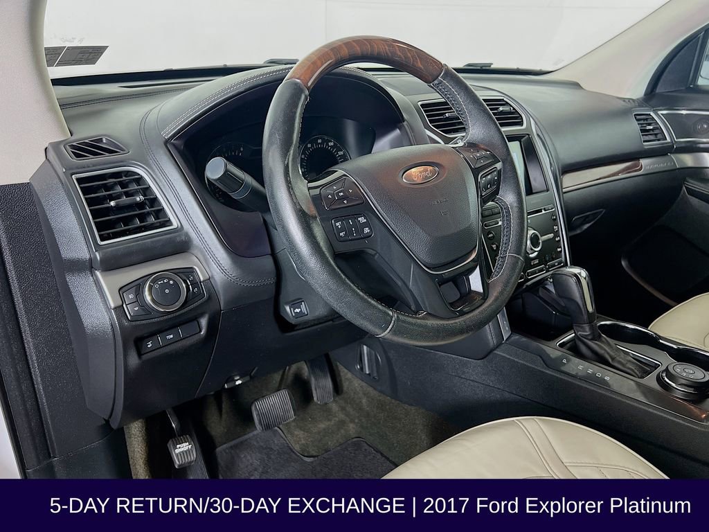 Certified 2017 Ford Explorer Platinum AWD/4WD image 11