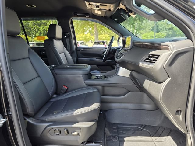 Used 2024 Chevrolet Tahoe Z71 w/ Luxury Package AWD/4WD image 29