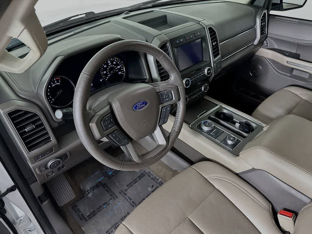 Certified 2019 Ford Expedition Max XLT w/ Equipment Group 202A AWD/4WD image 2