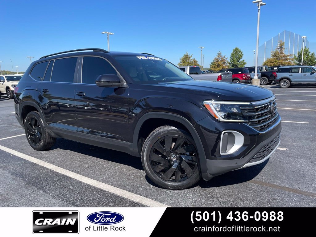 Used 2024 Volkswagen Atlas SE w/ Panoramic Sunroof Package