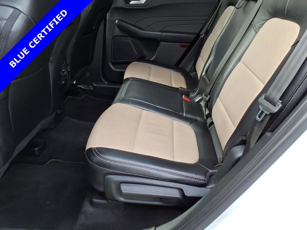 Certified 2022 Ford Escape Titanium w/ Titanium Elite Package image 13