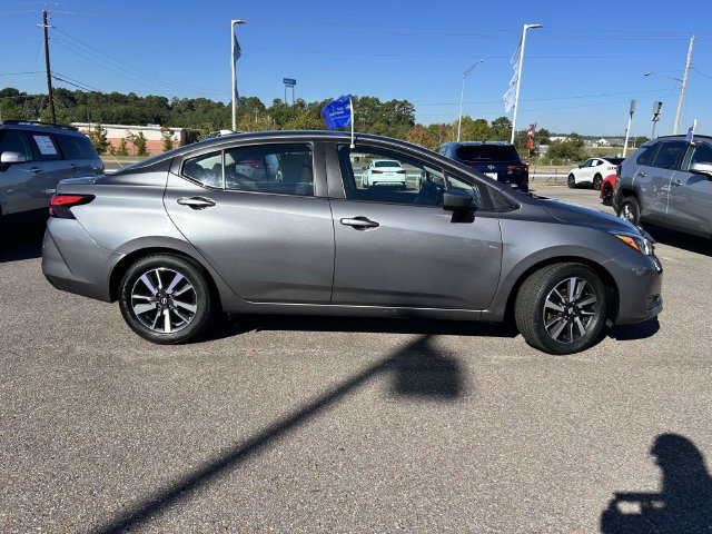 Used 2025 Nissan Versa SV FWD image 2