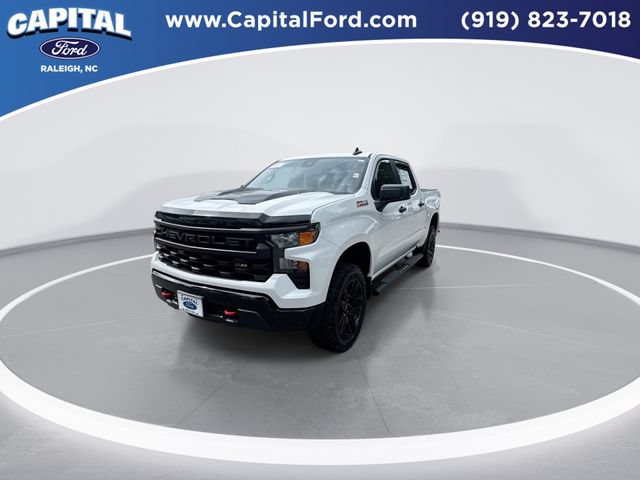 Used 2024 Chevrolet Silverado 1500 Custom Trail Boss AWD/4WD image 4