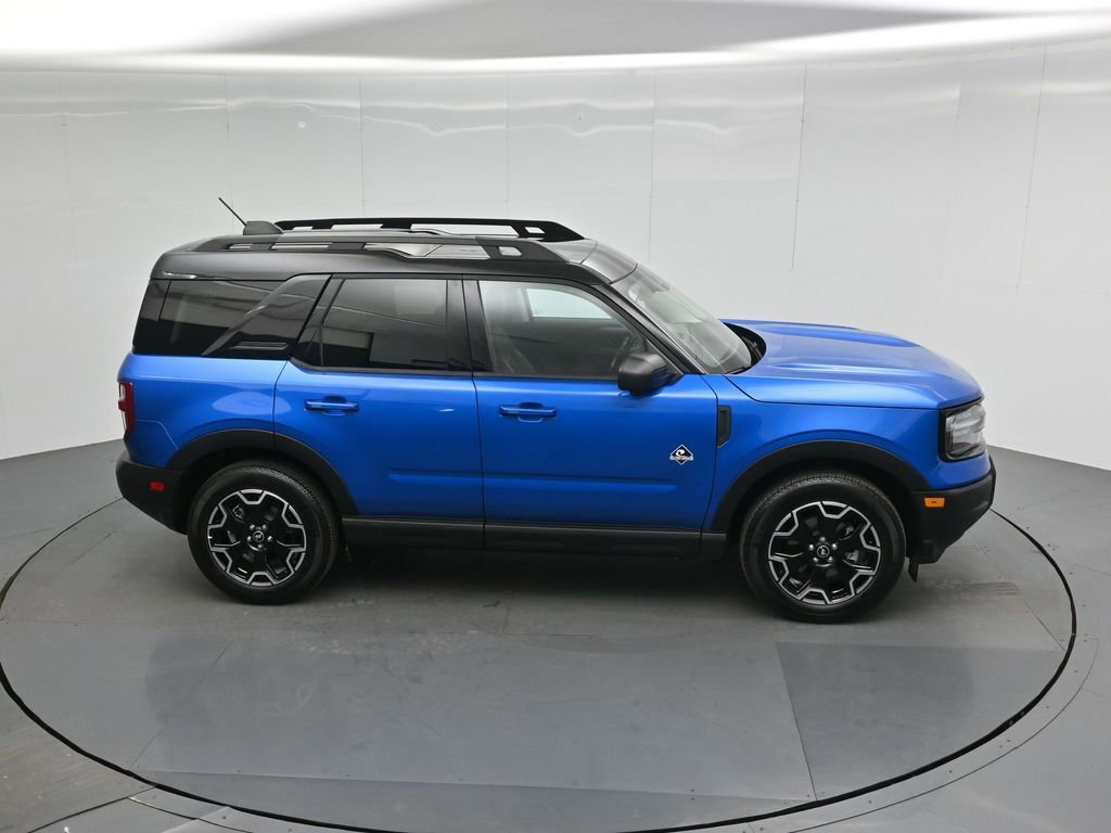 Certified 2025 Ford Bronco Sport Outer Banks w/ Outer Banks Tech Package+ image 8