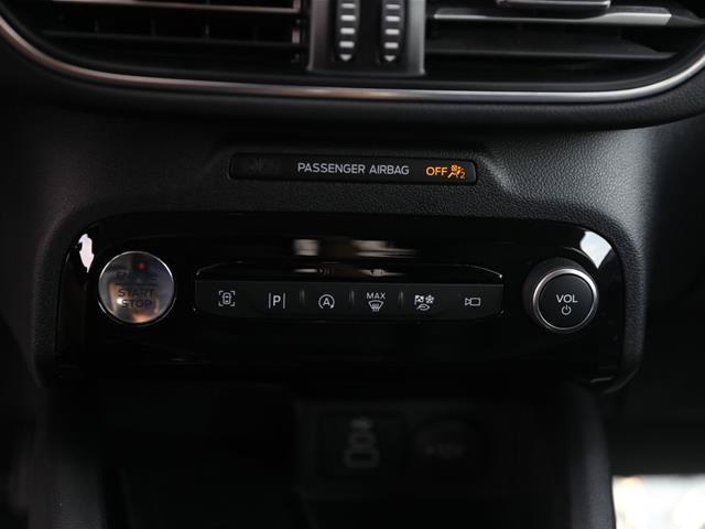 Certified 2024 Ford Escape Platinum AWD/4WD image 38