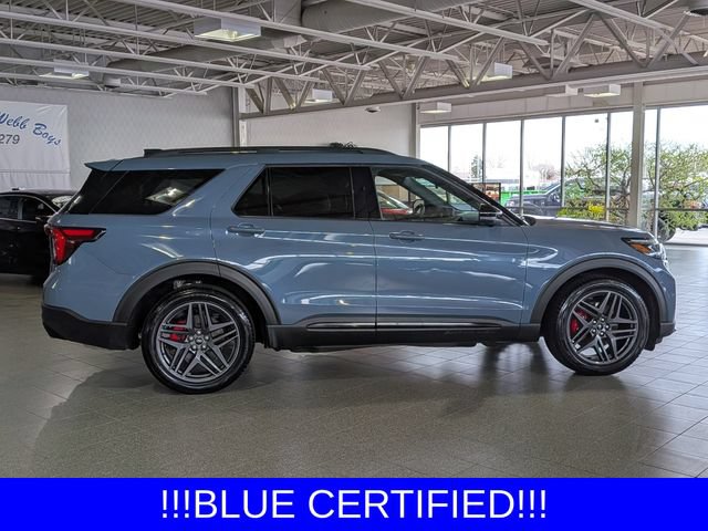 Certified 2025 Ford Explorer ST AWD/4WD image 9