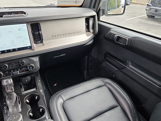 Certified 2025 Ford Bronco Outer Banks AWD/4WD image 16
