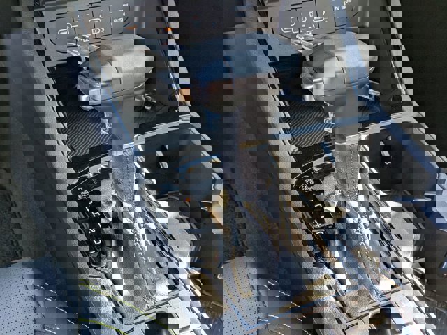 Used 2025 Kia K5 GT image 25