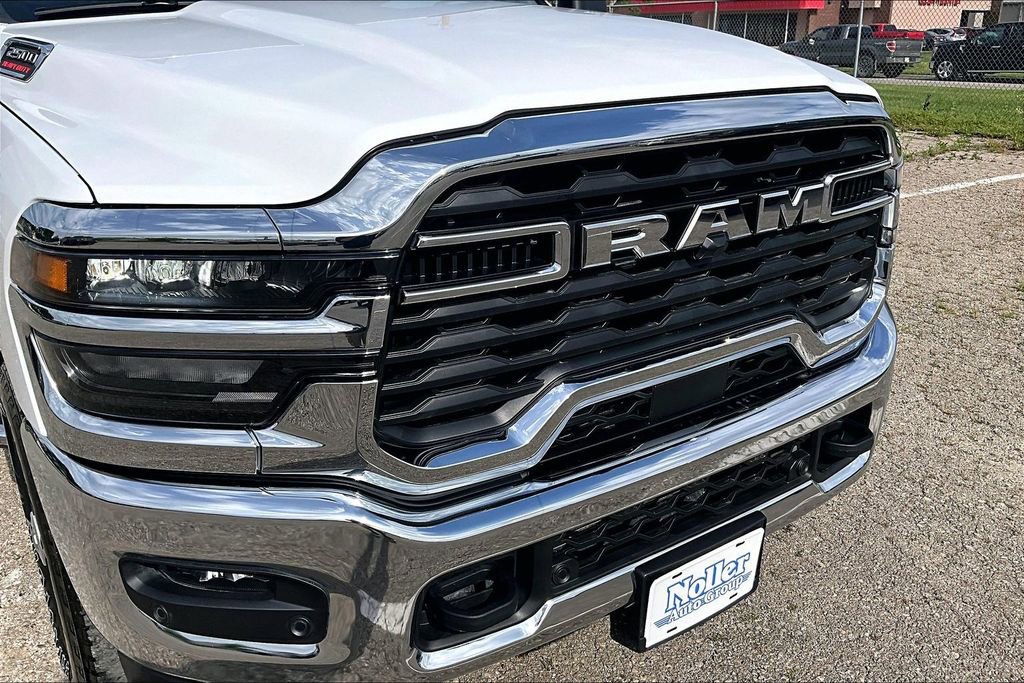 Used 2025 RAM 2500 Lone Star AWD/4WD image 29
