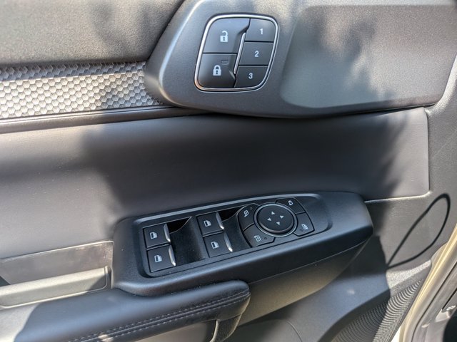 Certified 2025 Ford Ranger Raptor AWD/4WD image 14