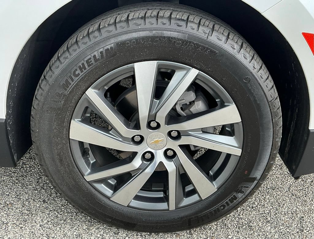 Used 2024 Chevrolet Equinox Premier FWD image 10