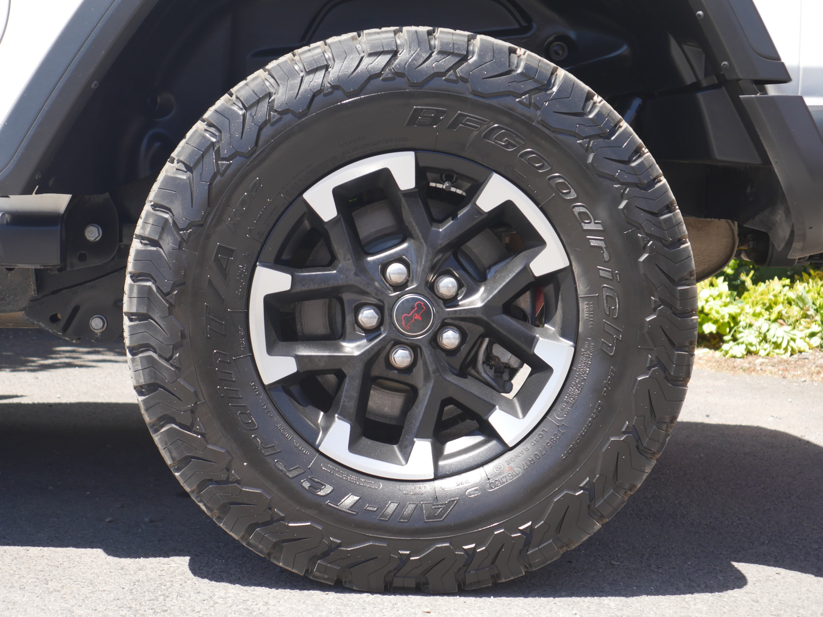 Used 2024 Jeep Wrangler Rubicon w/ Technology Group AWD/4WD image 20