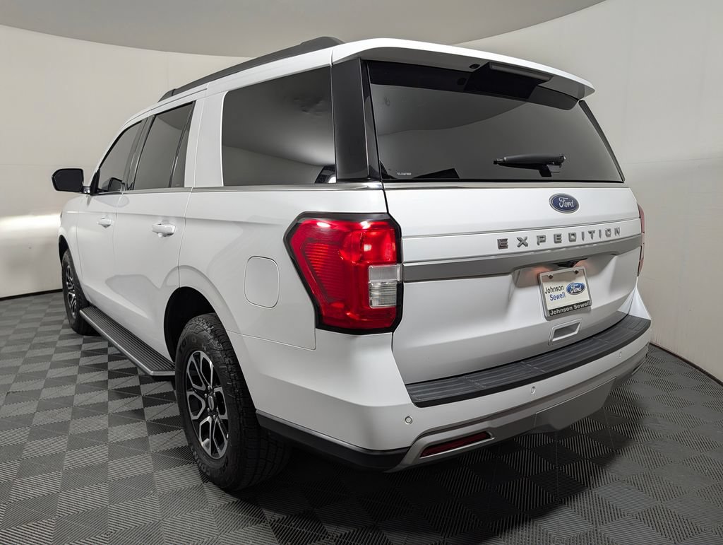 Certified 2023 Ford Expedition XLT AWD/4WD image 5