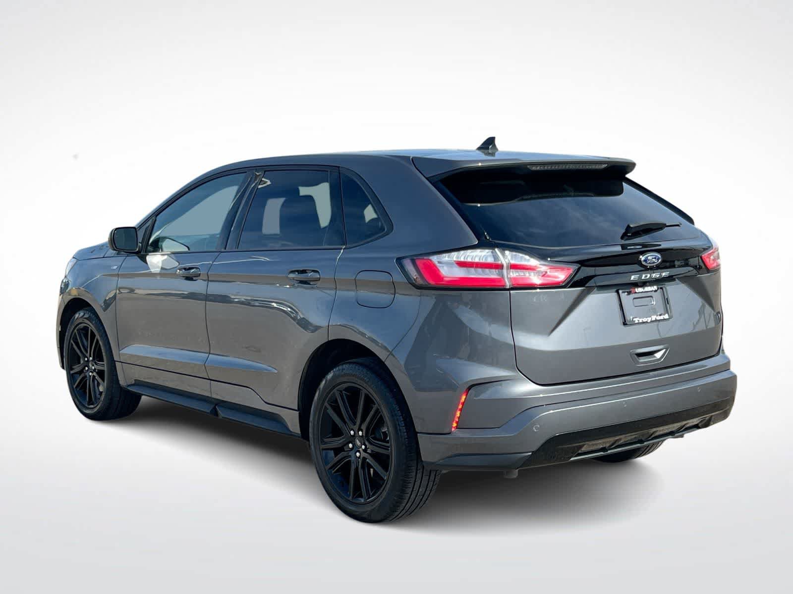 Certified 2024 Ford Edge ST-Line AWD/4WD image 6