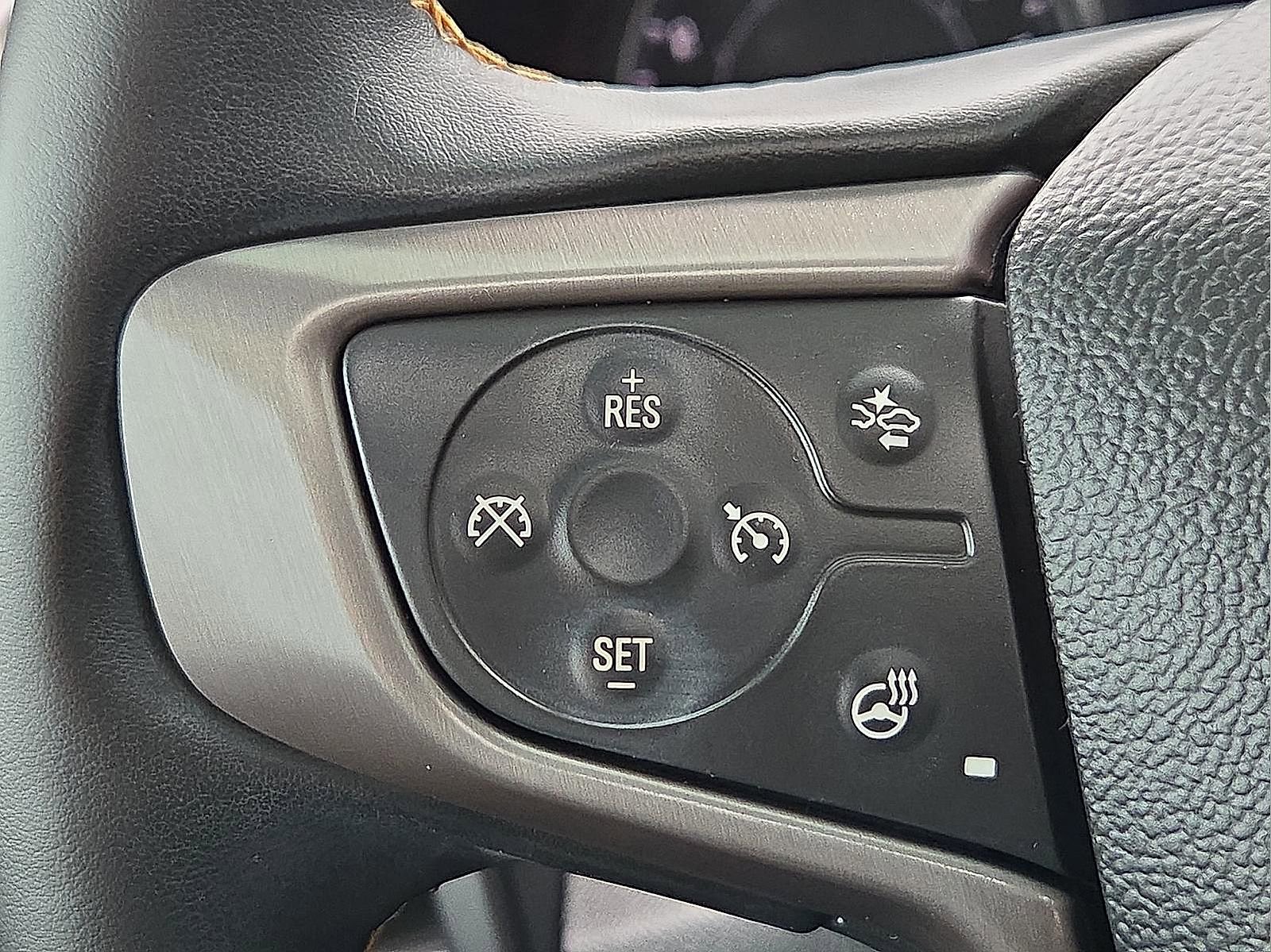 Used 2024 GMC Terrain AT4 w/ Tech Package image 19