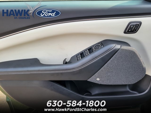 Certified 2025 Ford Mustang Mach-E Premium AWD/4WD image 19
