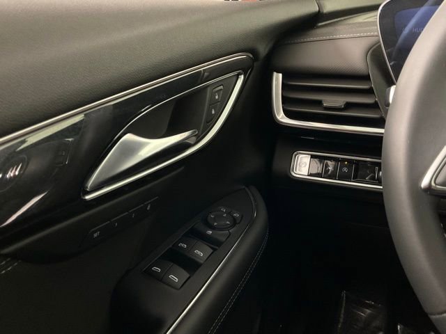 Used 2024 Buick Envision Preferred image 19