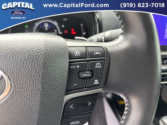 Used 2025 Toyota Camry SE FWD image 23