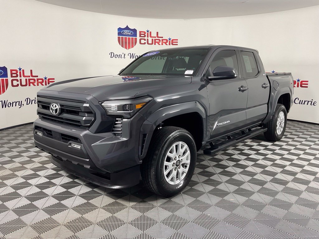 Used 2025 Toyota Tacoma SR5 RWD image 7