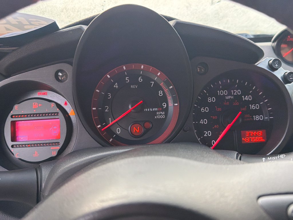 Used 2019 Nissan 370Z NISMO RWD image 21