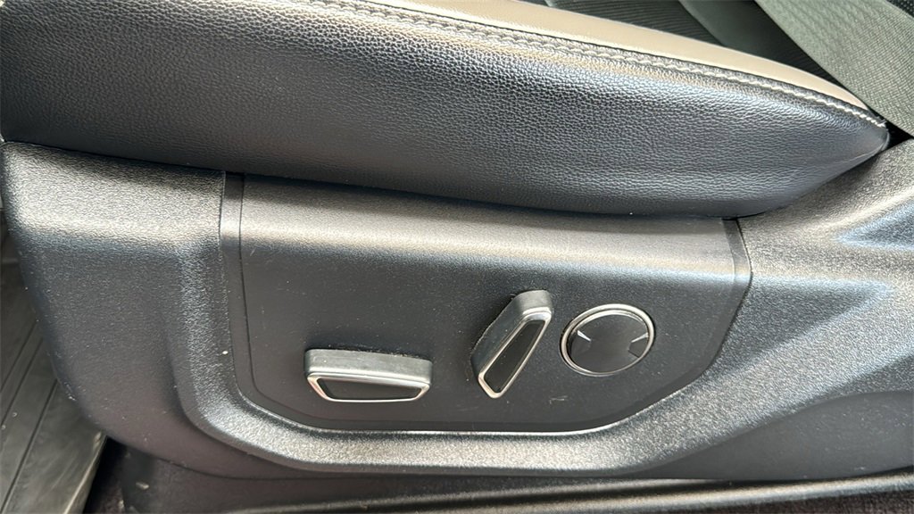 Certified 2017 Ford F150 Raptor image 20